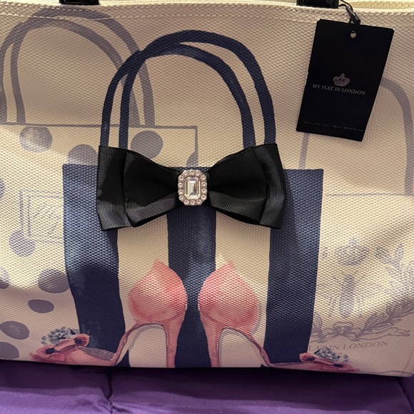 My Flat in London Cream and Black Tote with Pink Accents - Picture 4 of 9